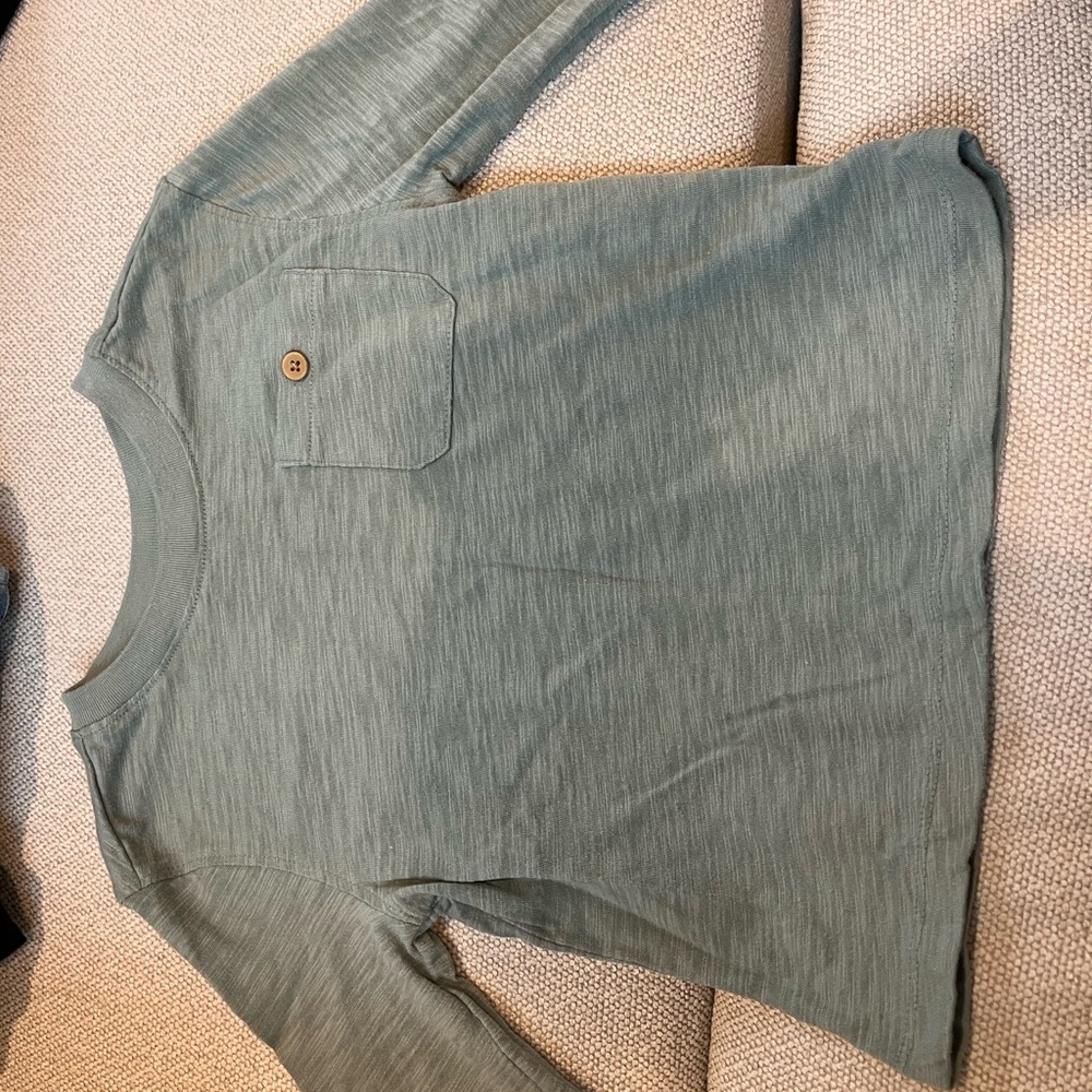 Old Navy Sage Long Sleeve Tee